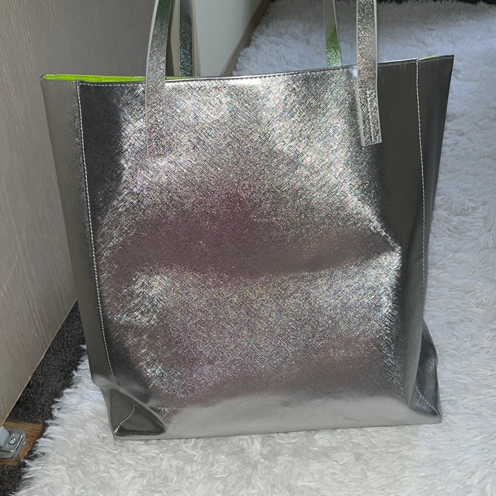 Clinique tote bag